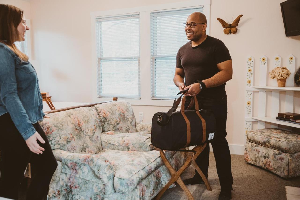 Garden Grove Inn Bed And Breakfast Union Pier エクステリア 写真