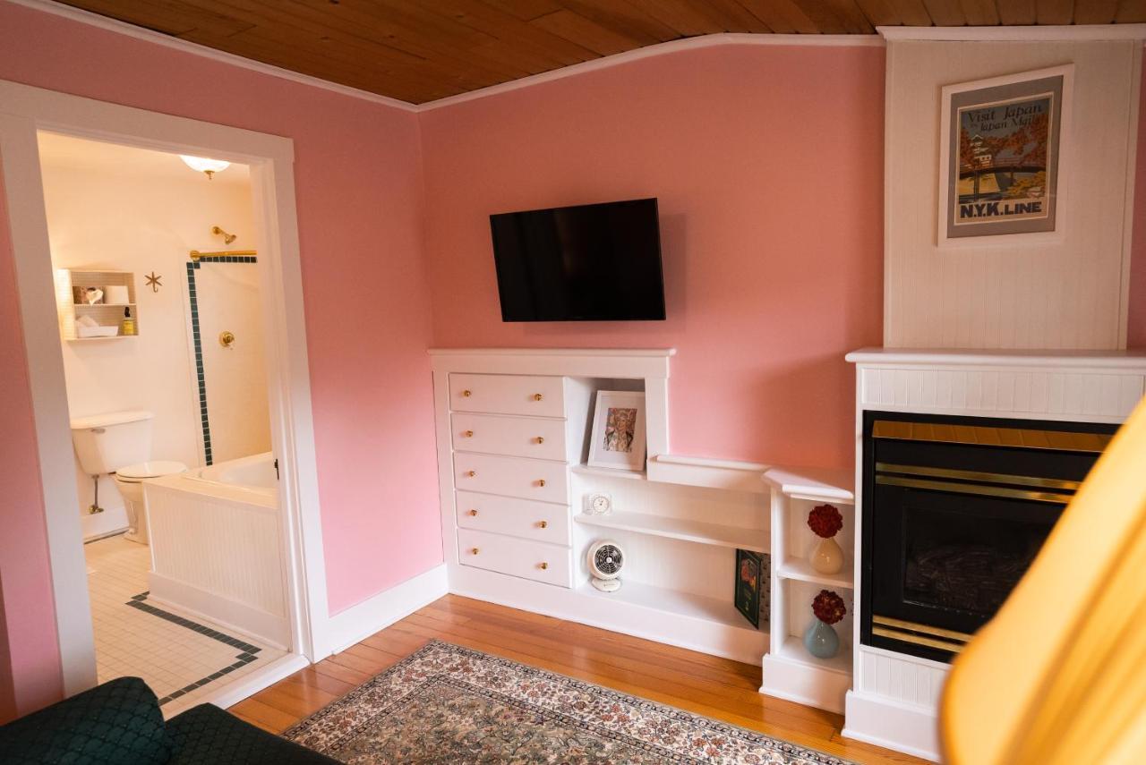 Garden Grove Inn Bed And Breakfast Union Pier エクステリア 写真