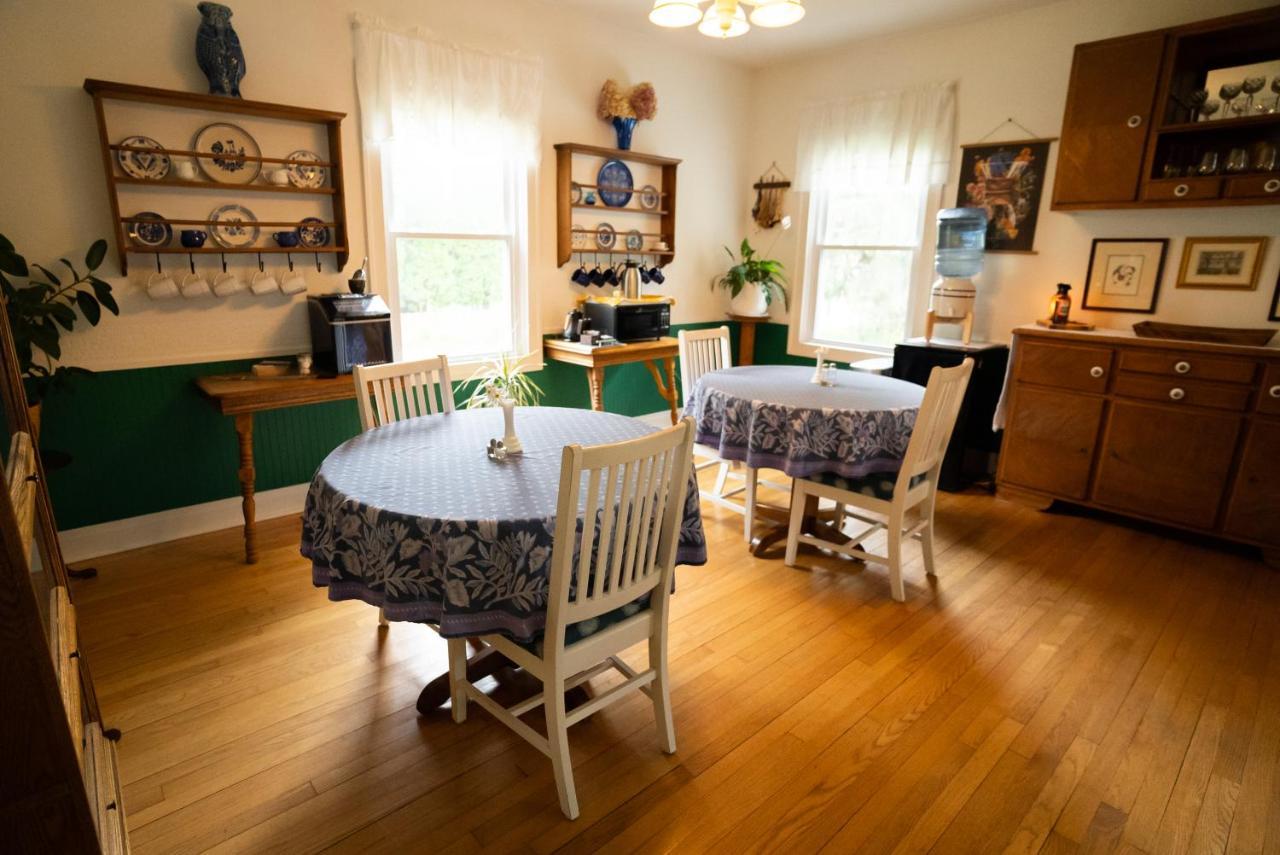 Garden Grove Inn Bed And Breakfast Union Pier エクステリア 写真
